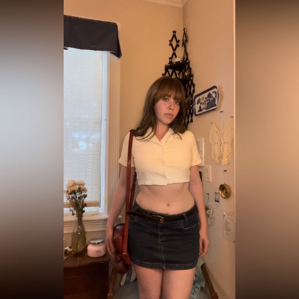 Brandy Melville Crop Button Up in Ivory | S | Americana